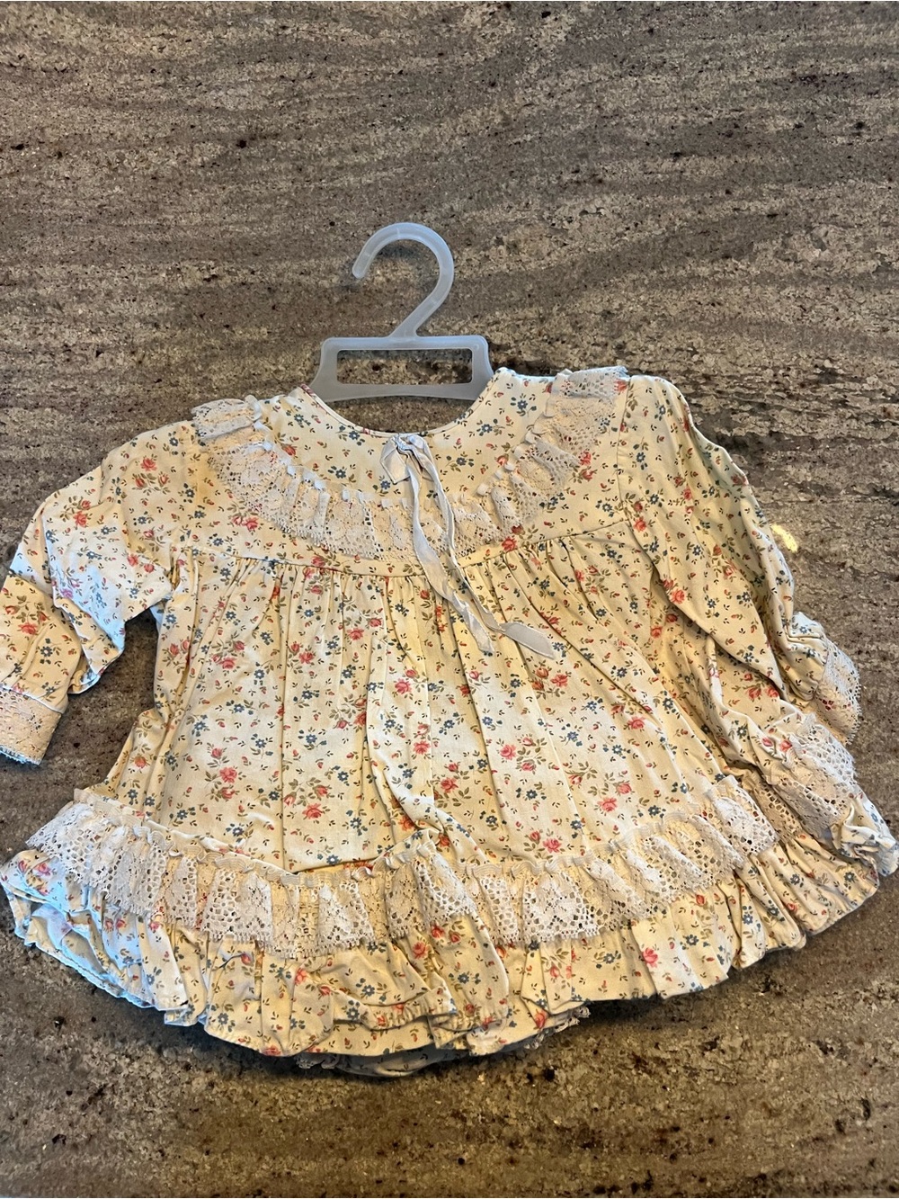 Vintage Bryan Baby Outfit Large (6-12 Months)